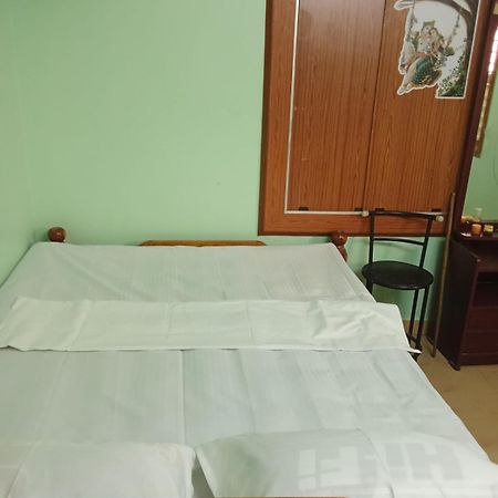 Om Sai Ram Home Stay Tiruvannamalai Exterior photo
